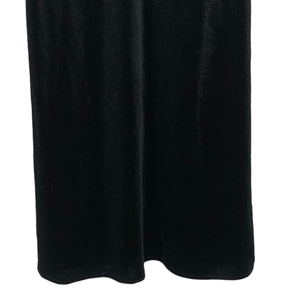 Brandy Melville Jackie Velvet Mini Dress Black - Picture 8 of 10